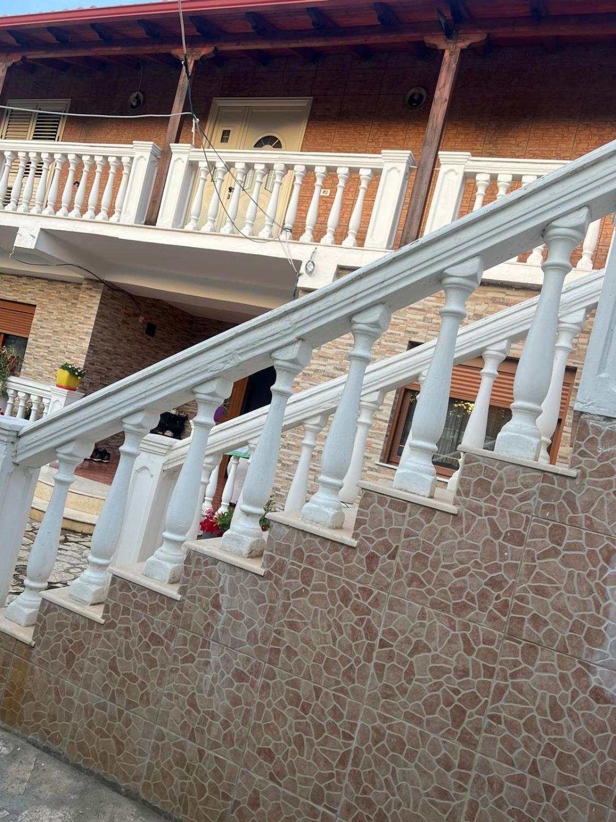 Nori House Hotel Vlore Ngoại thất bức ảnh