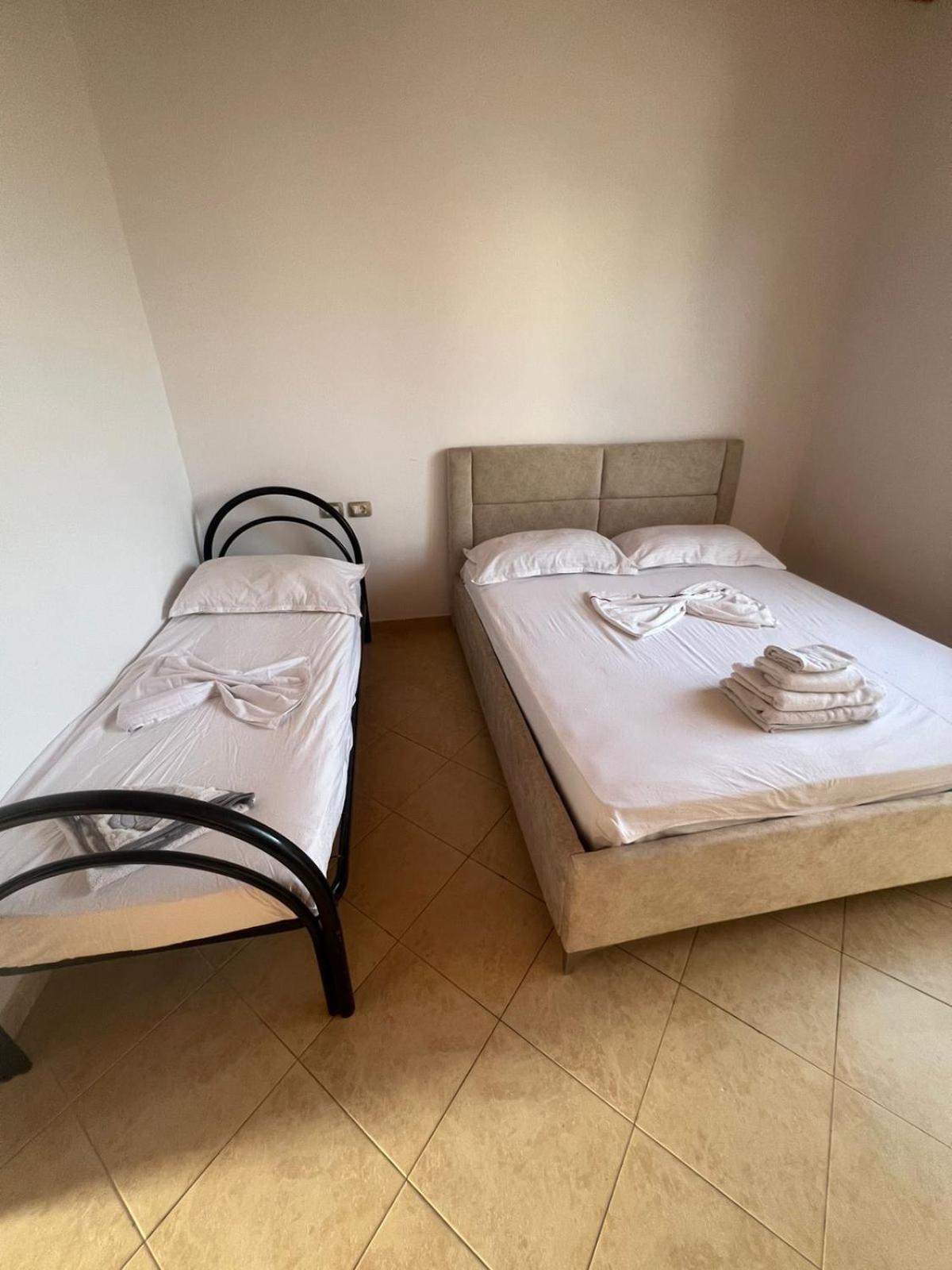 Nori House Hotel Vlore Ngoại thất bức ảnh