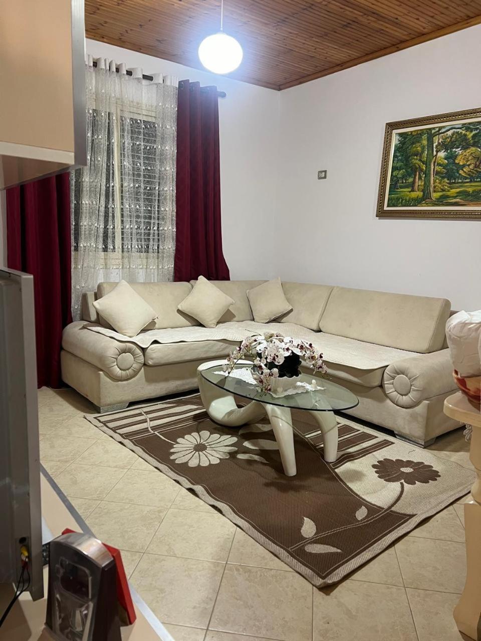 Nori House Hotel Vlore Ngoại thất bức ảnh